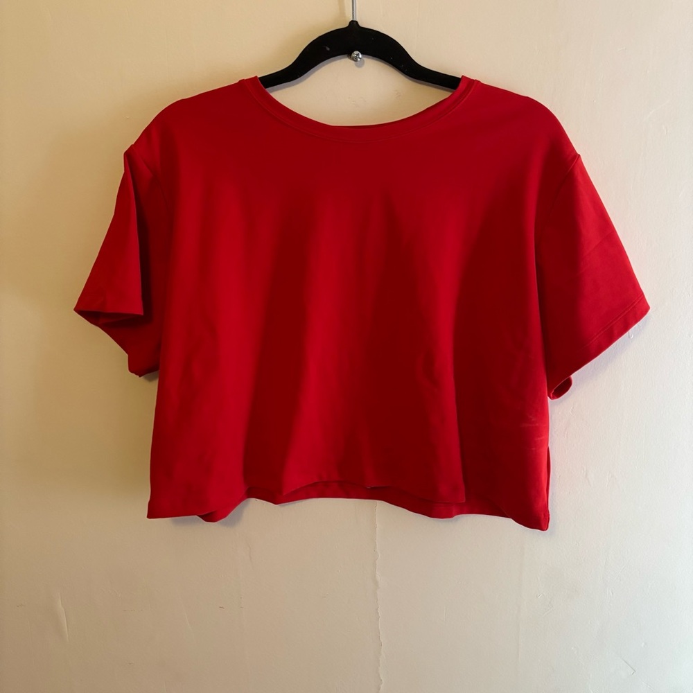 YITTY 3x Red Cropped Crewneck Crop Top Athletic Workout Gymwear